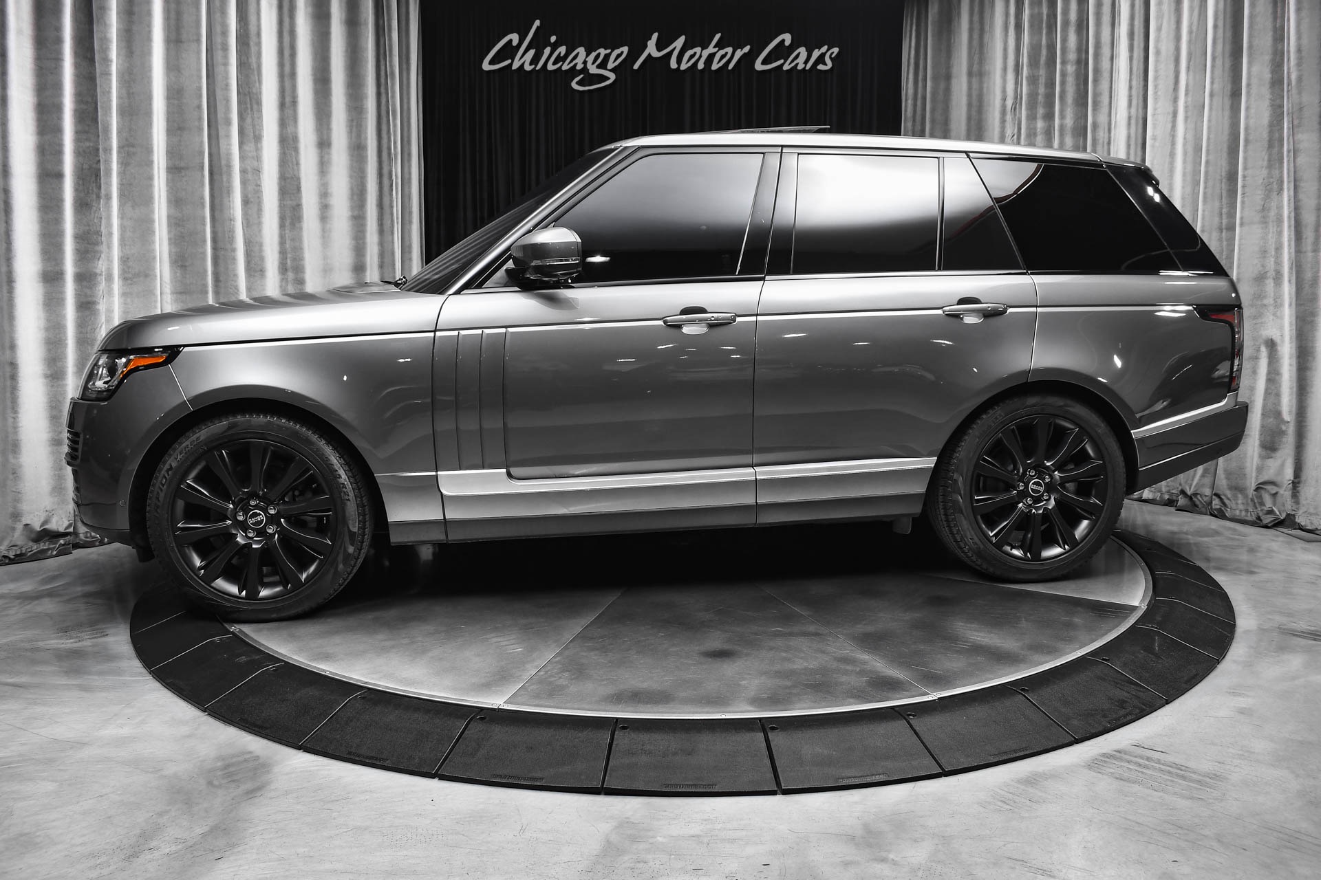Used 2017 Land Rover Range Rover HSE Td6 Rare Diesel Model Panoramic Roof Meridian Sound Serviced for sale Sold at Chicago Motor Cars in West Chicago IL 60185 1
