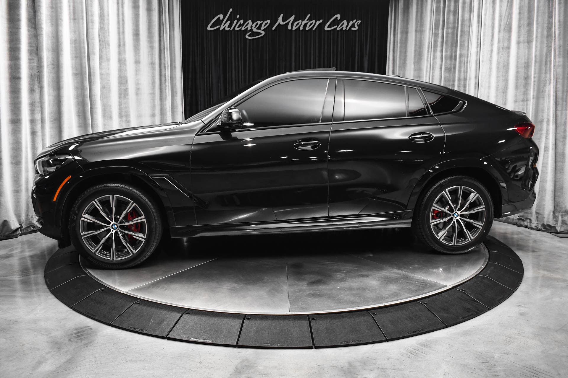 Used 2023 BMW X6 xDrive40i! Panoroof! Cooling Seats! Heated Steering Wheel! Loaded! for sale Sold at Chicago Motor Cars in West Chicago IL 60185 1
