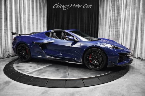 Used 2025 Chevrolet Corvette Z06 2LZ Coupe ONLY 900 Miles $14K+ Carbon Roof, Interior, & Aero Packages! for sale Sold at Chicago Motor Cars in West Chicago IL 60185 6