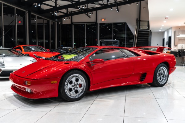 Used 1991 Lamborghini Diablo Coupe 5.7L V12! 5-Speed Manual ONLY 16k Miles! Collector Quality! for sale Sold at Chicago Motor Cars in West Chicago IL 60185 2