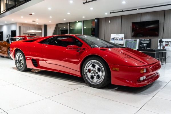 Used 1991 Lamborghini Diablo Coupe 5.7L V12! 5-Speed Manual ONLY 16k Miles! Collector Quality! for sale Sold at Chicago Motor Cars in West Chicago IL 60185 6