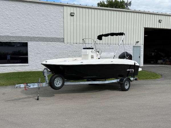 Used 2016 Bayliner 18 Element Center Console for sale Sold at Chicago Motor Cars in West Chicago IL 60185 6