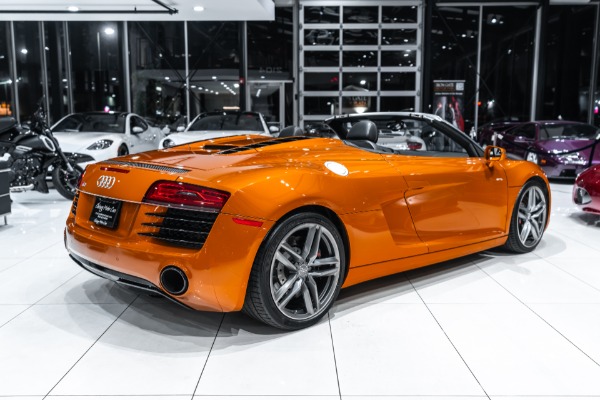 Used 2015 Audi R8 4.2 quattro Spyder STUNNING Color Combo Original MSRP $149K+! JUST SERVICED for sale Sold at Chicago Motor Cars in West Chicago IL 60185 4