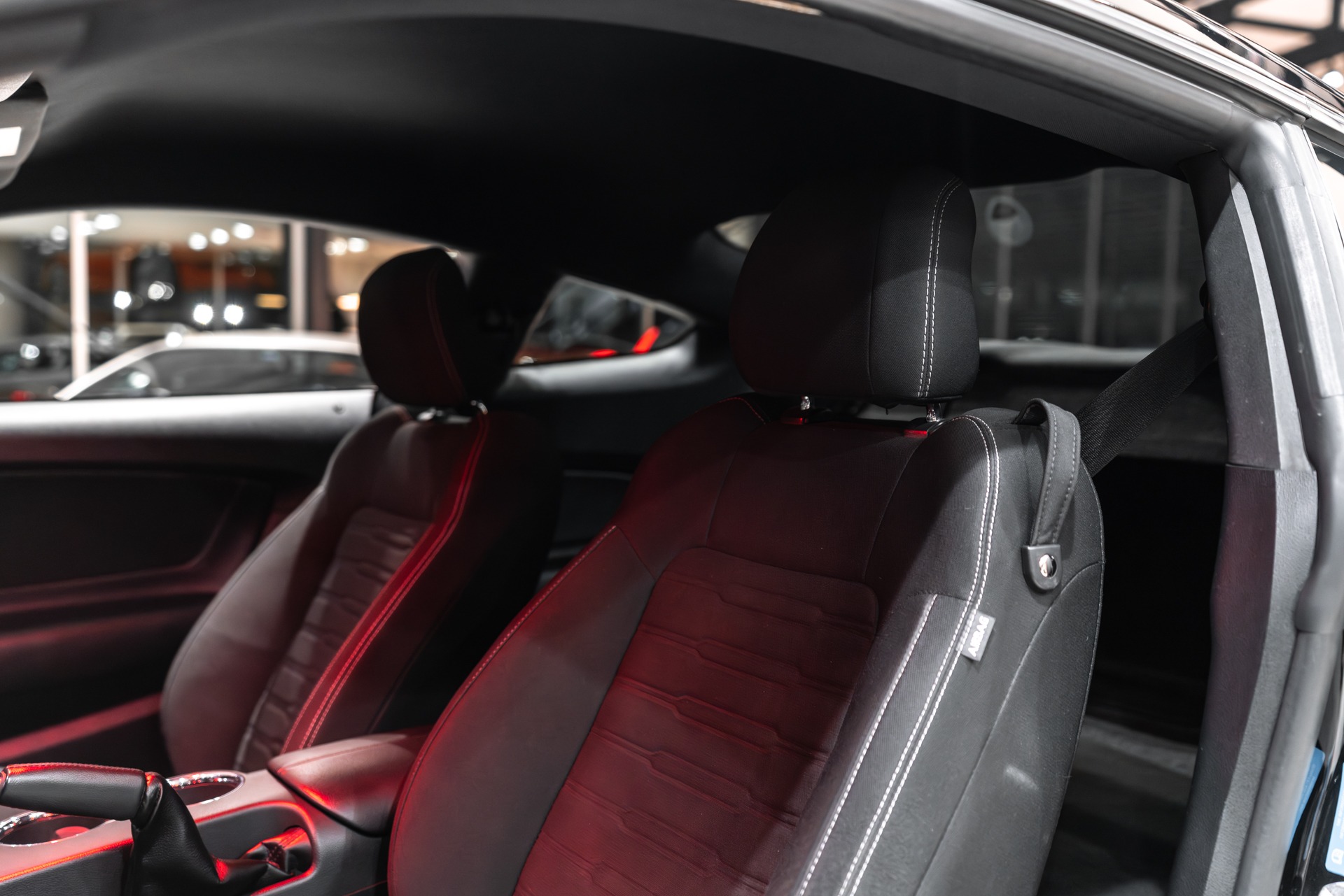 2015 FORD MUSTANG - Image 20