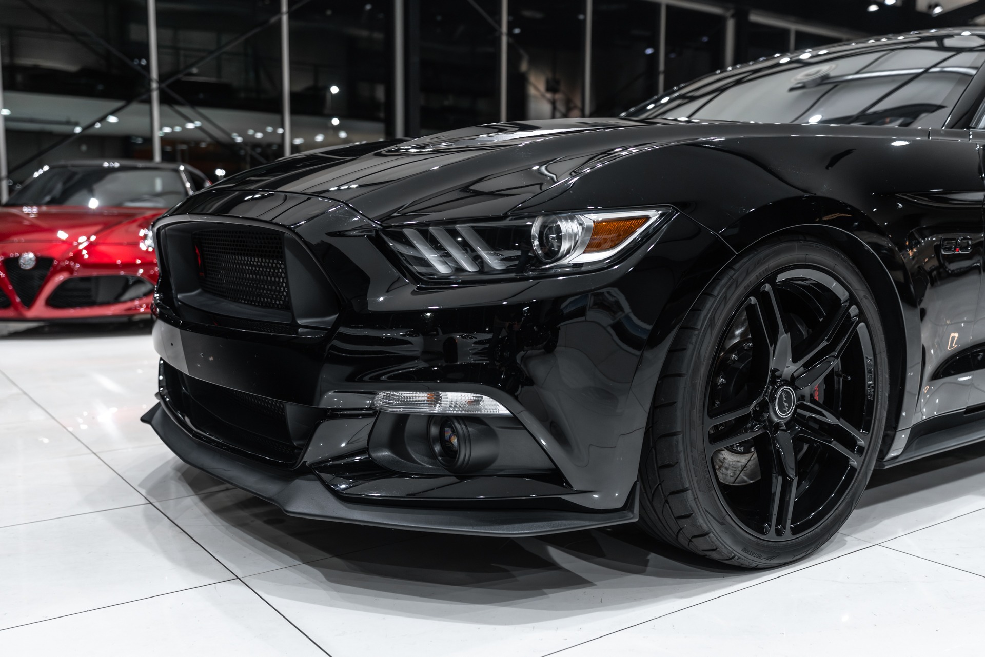 2015 FORD MUSTANG - Image 35