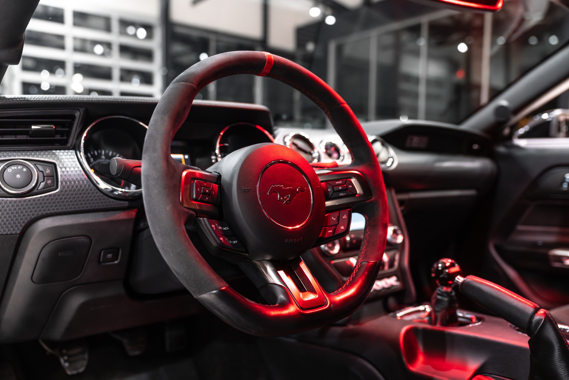 2015 FORD MUSTANG - Image 9