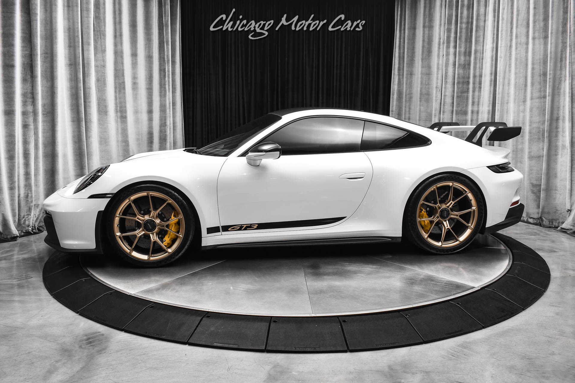 Used 2022 Porsche 911 GT3 Front Axle Lifter! Tons of Carbon Fiber! Fabspeed Exhaust! PPF Loaded! for sale Sold at Chicago Motor Cars in West Chicago IL 60185 1
