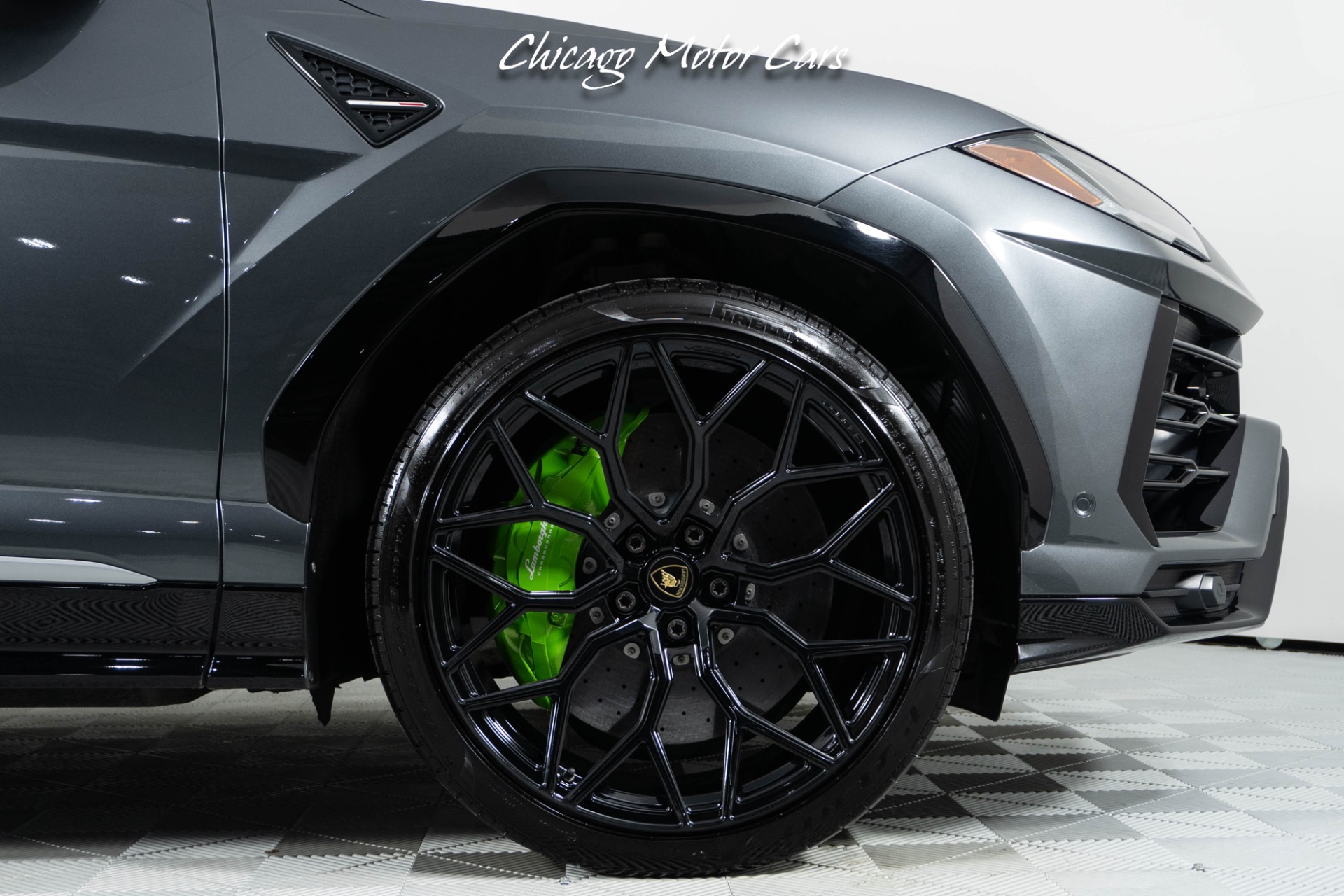 2019 LAMBORGHINI URUS - Image 10