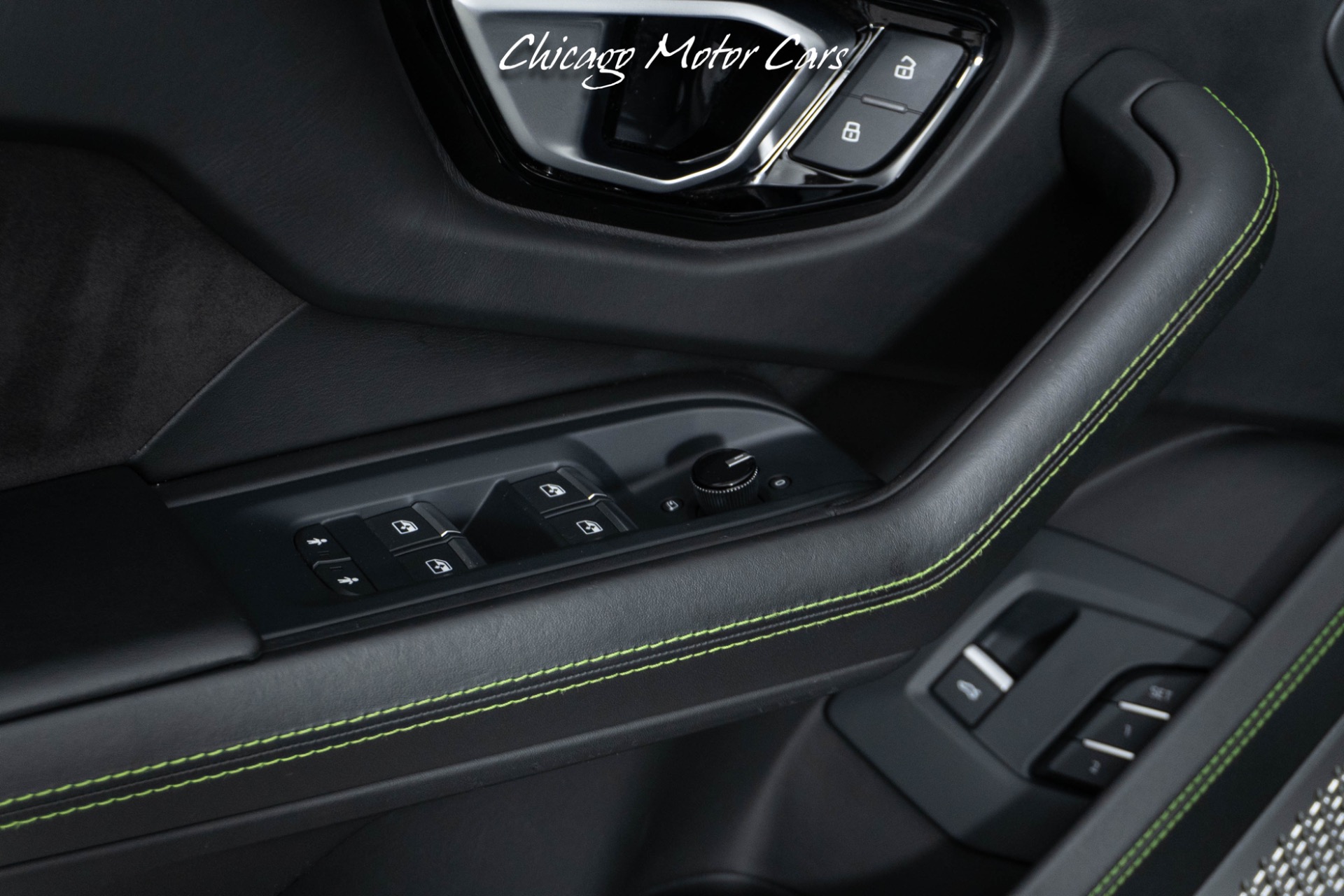 2019 LAMBORGHINI URUS - Image 18