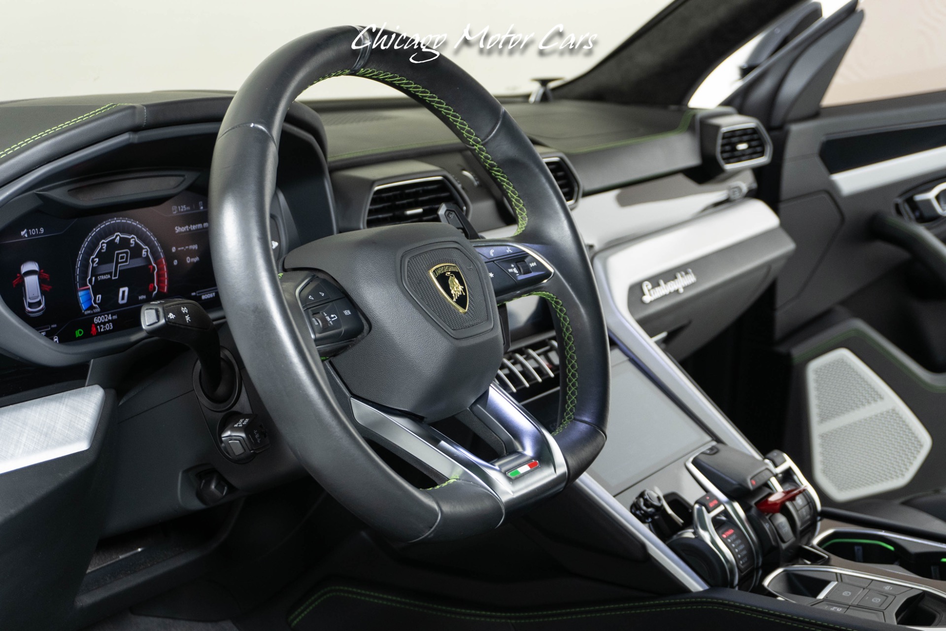 2019 LAMBORGHINI URUS - Image 25