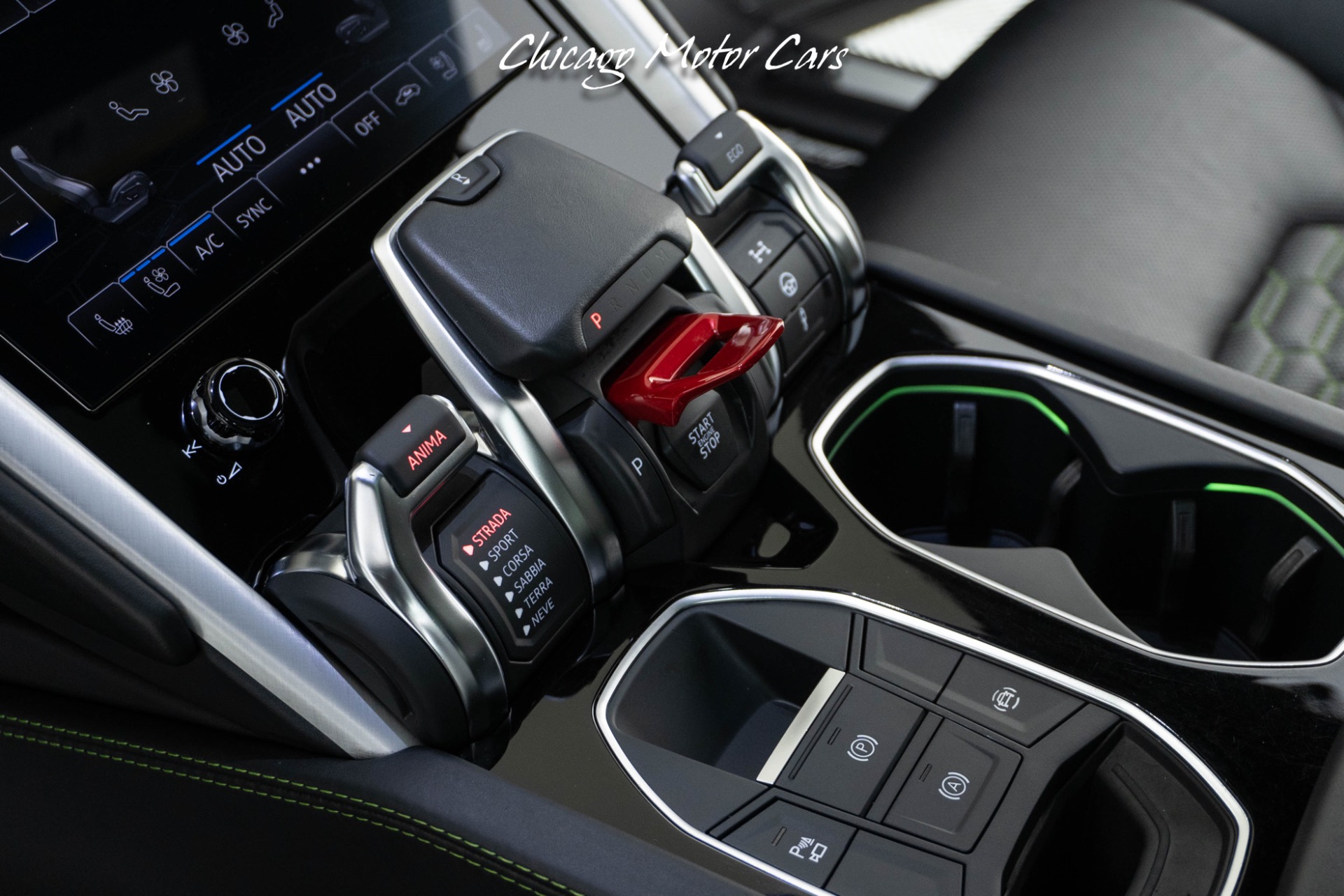 2019 LAMBORGHINI URUS - Image 27