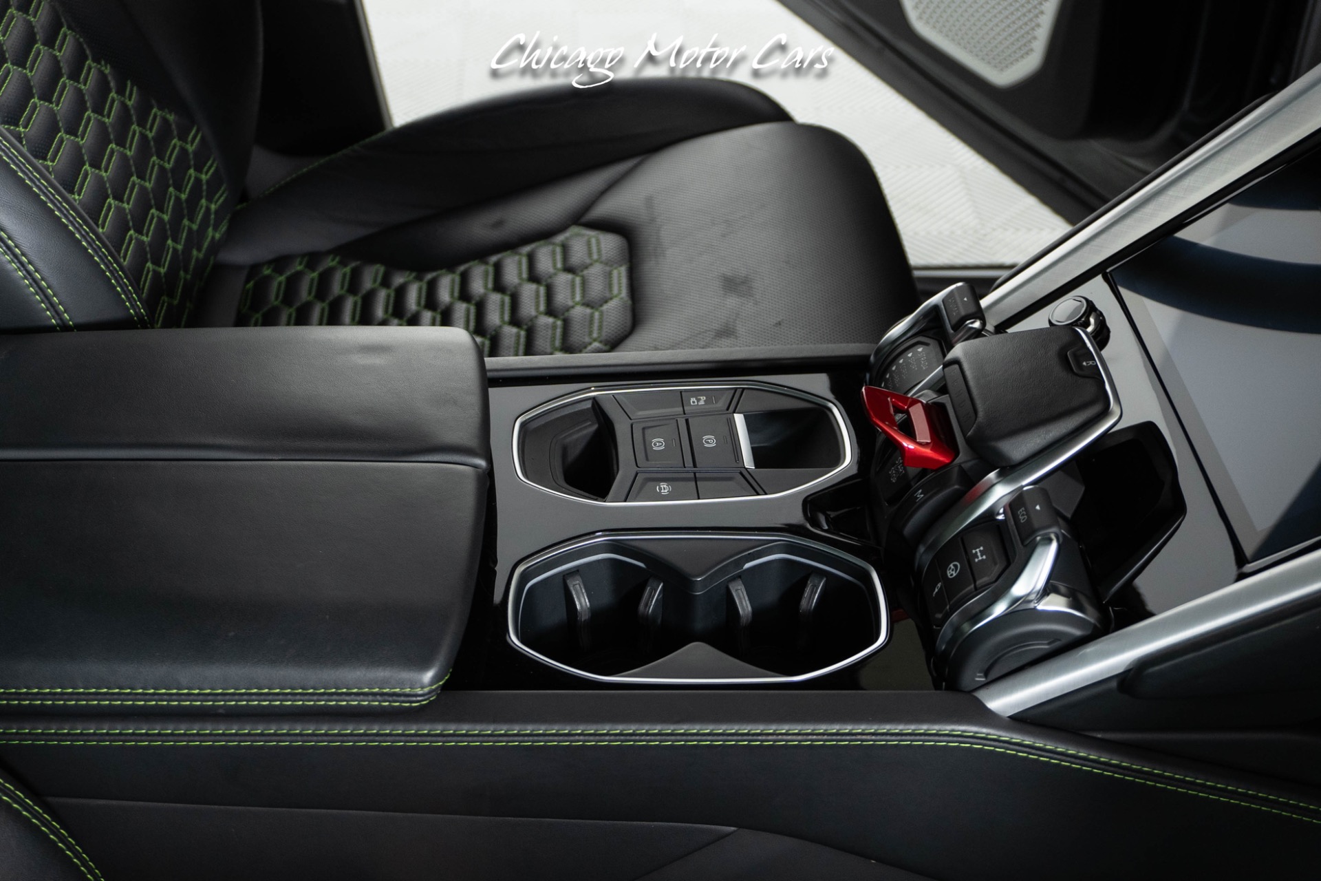 2019 LAMBORGHINI URUS - Image 43