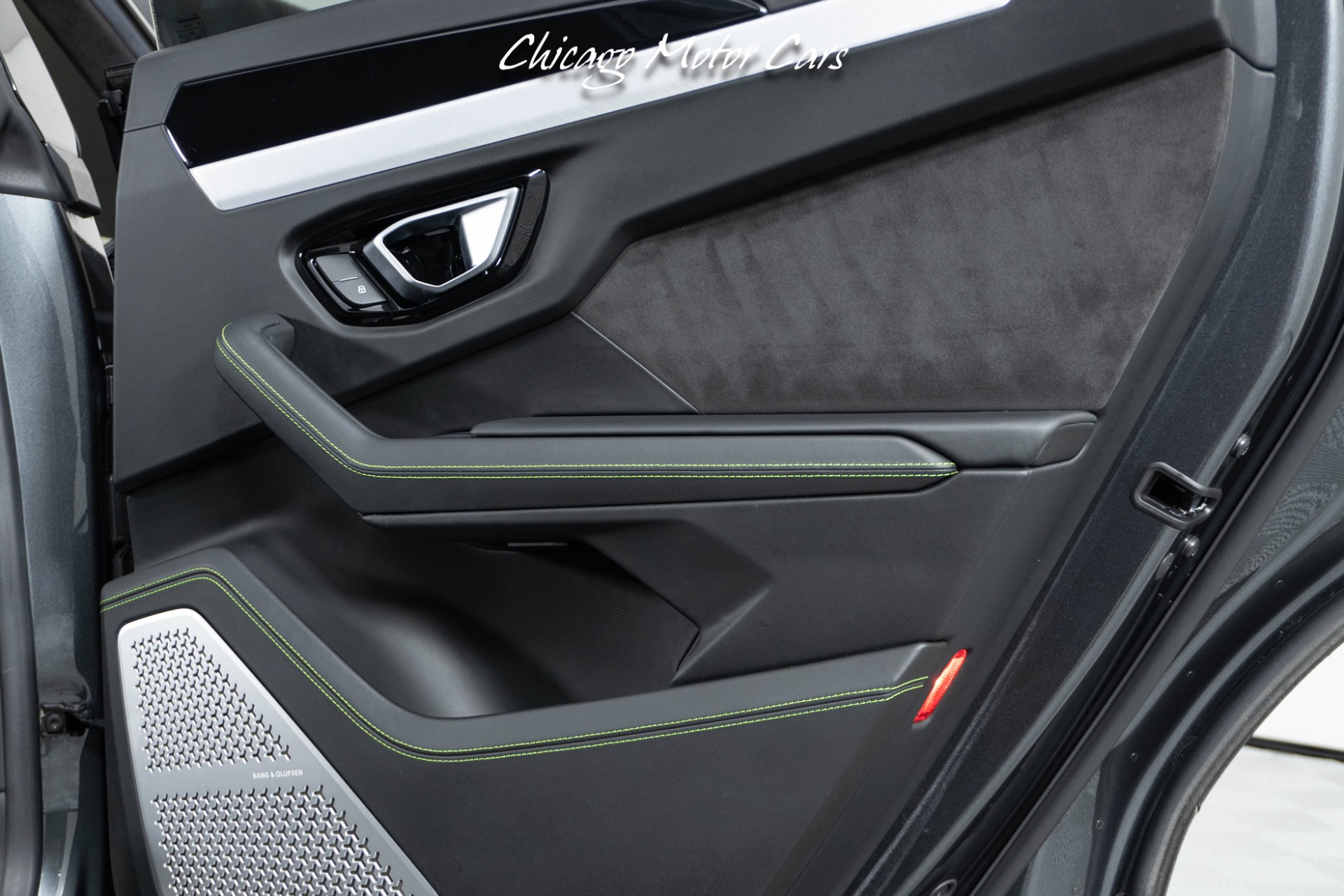 2019 LAMBORGHINI URUS - Image 45