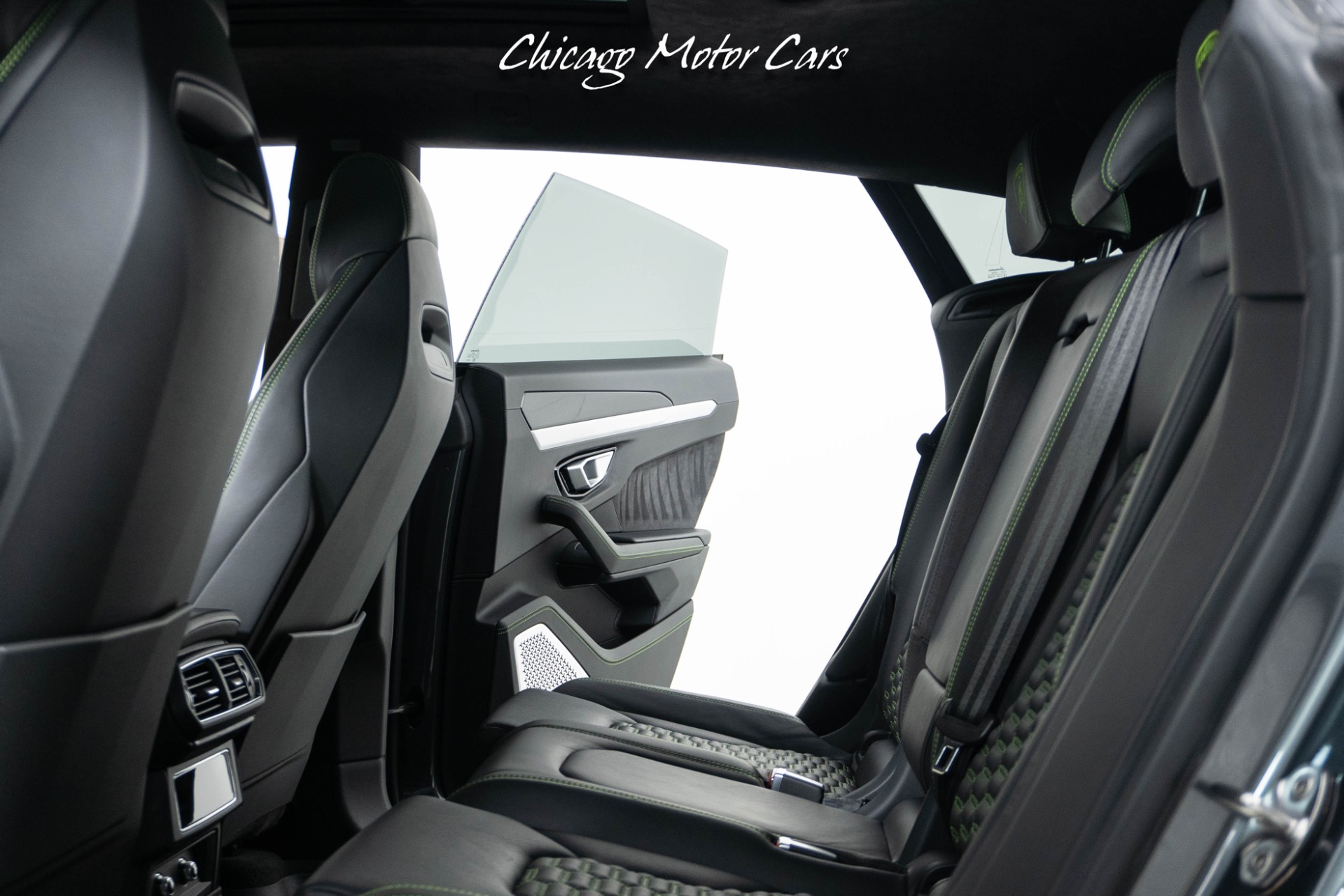 2019 LAMBORGHINI URUS - Image 48