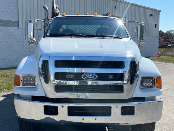 2006 Ford F-750 - Photo 29