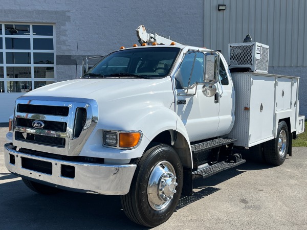 Used 2006 Ford Super Duty F-750 XL for sale $48,800 at Chicago Motor Cars in West Chicago IL