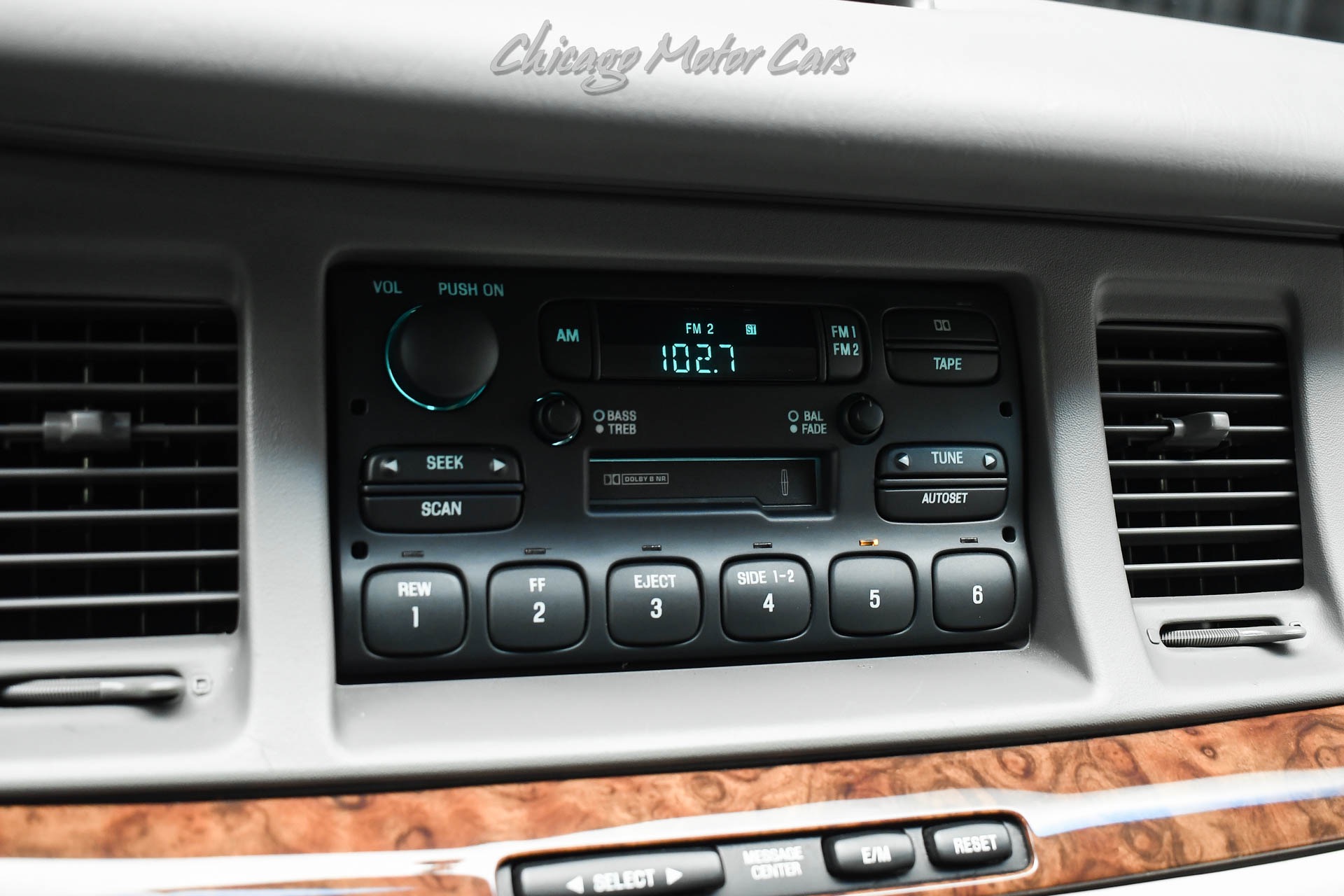 1997 LINCOLN TOWN CAR - Image 15