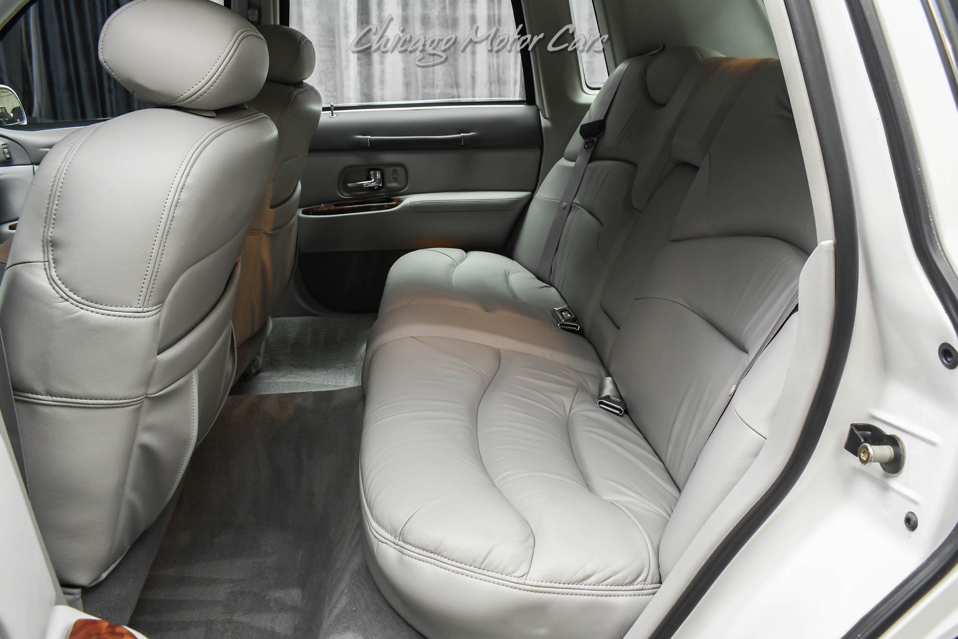 1997 LINCOLN TOWN CAR - Image 24