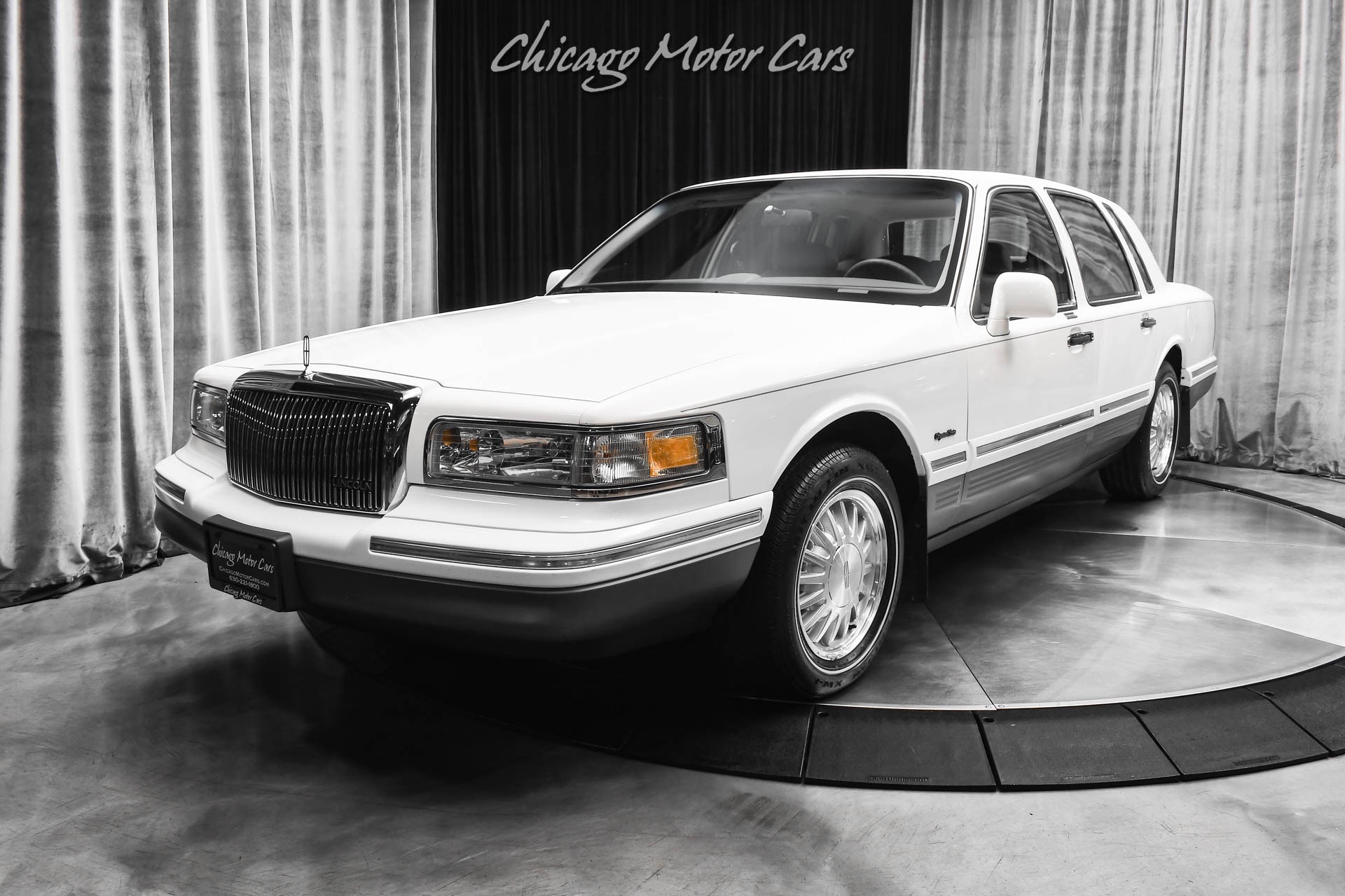 1997 LINCOLN TOWN CAR - Image 33