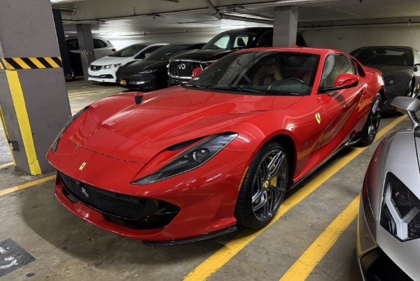 Used 2018 Ferrari 812 Superfast Only 1300 Miles! MSRP $442,052+ Carbon Fiber Everything! LOADED Serviced! for sale Sold at Chicago Motor Cars in West Chicago IL 60185 2