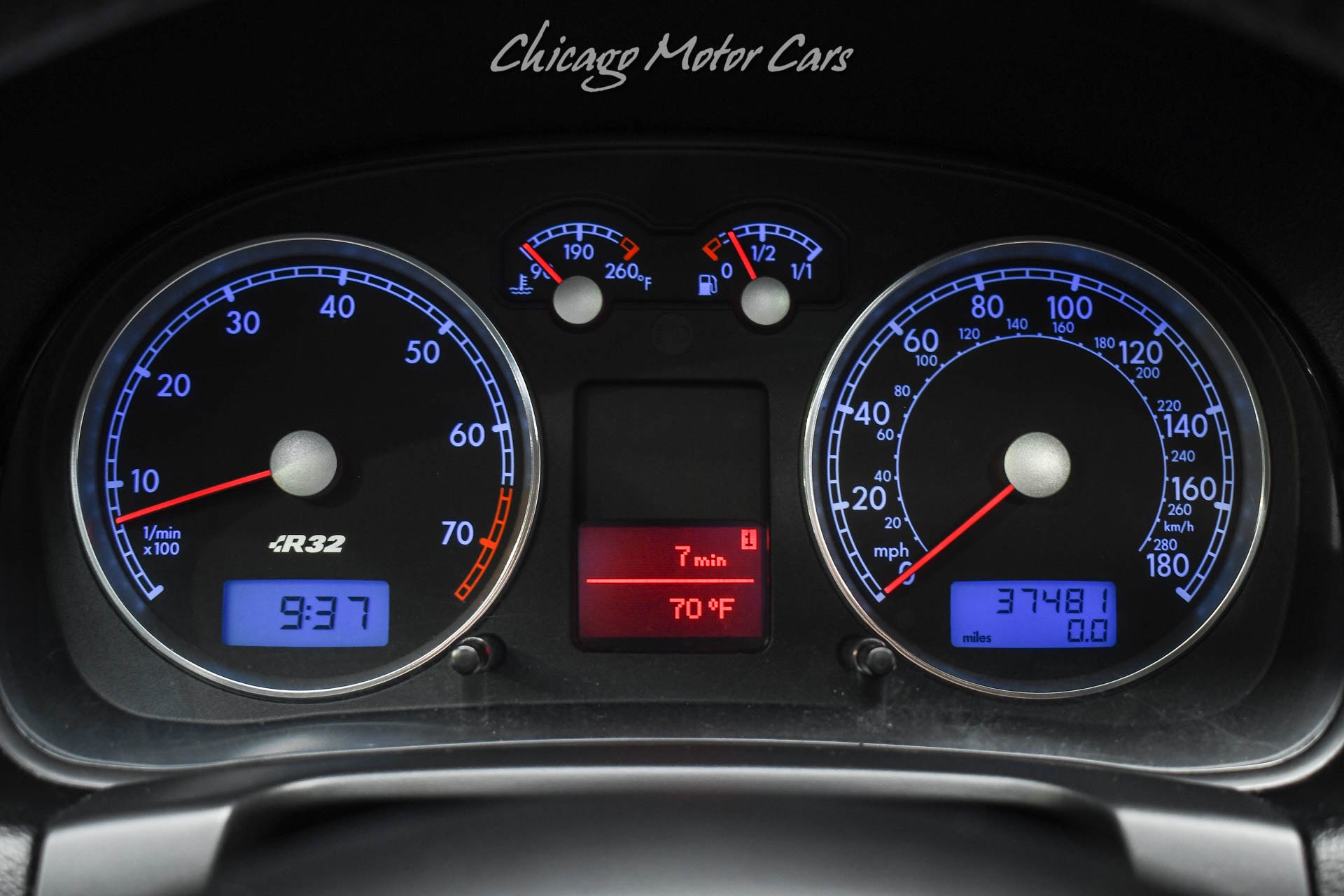 2004 VOLKSWAGEN R32 - Image 10