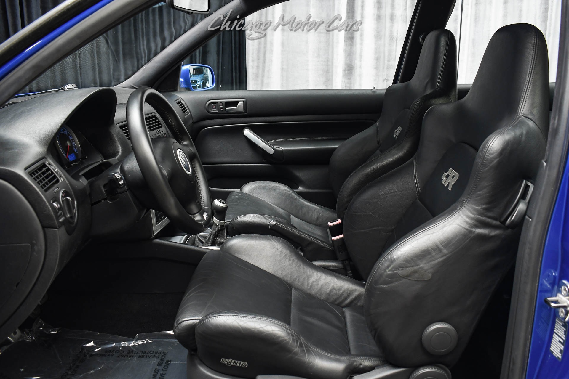 2004 VOLKSWAGEN R32 - Image 18