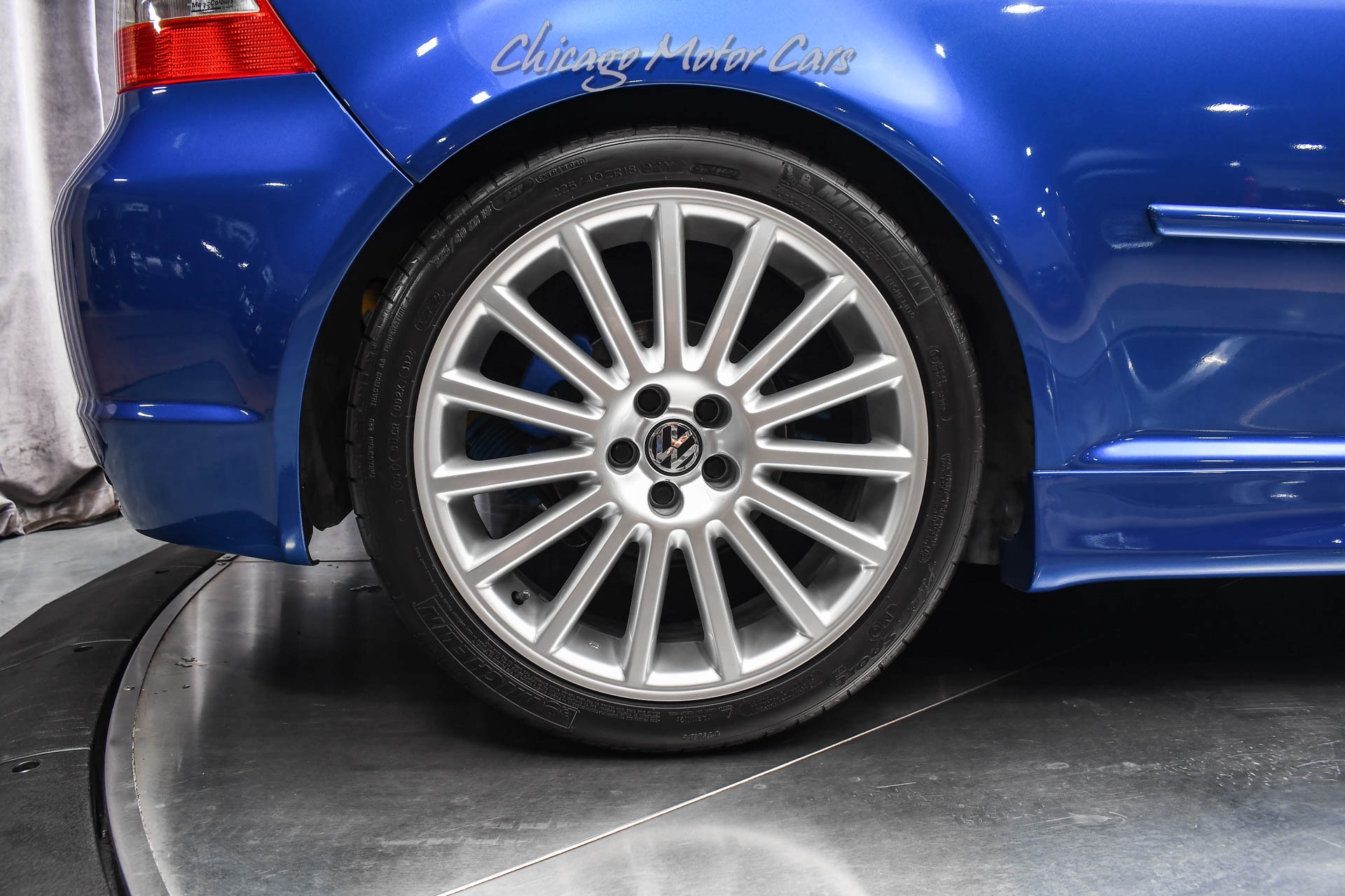 2004 VOLKSWAGEN R32 - Image 40