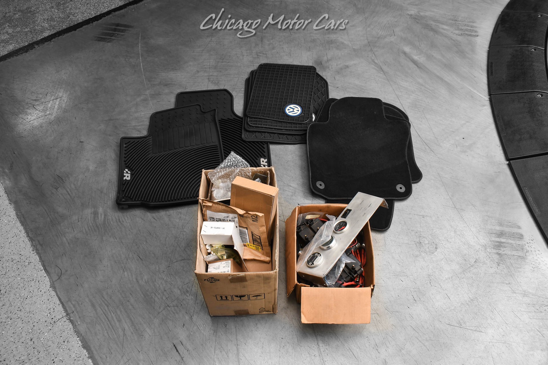 2004 VOLKSWAGEN R32 - Image 47