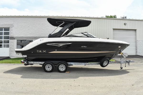 Used 2016 Sea Ray 250 SLX Bow Rider + Only 360 Hours! 8.2 MAG DTS! Premier Stereo! Hydraulic SeaDek! for sale Sold at Chicago Motor Cars in West Chicago IL 60185 2