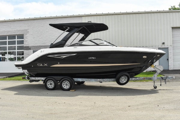 Used 2016 Sea Ray 250 SLX Bow Rider + Only 360 Hours! 8.2 MAG DTS! Premier Stereo! Hydraulic SeaDek! for sale Sold at Chicago Motor Cars in West Chicago IL 60185 1