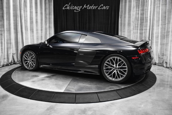 Used 2017 Audi R8 V10 Plus MSRP $206,770+ Carbon Fiber Diamond Stitching Bang&Olufsen LOADED for sale Sold at Chicago Motor Cars in West Chicago IL 60185 3