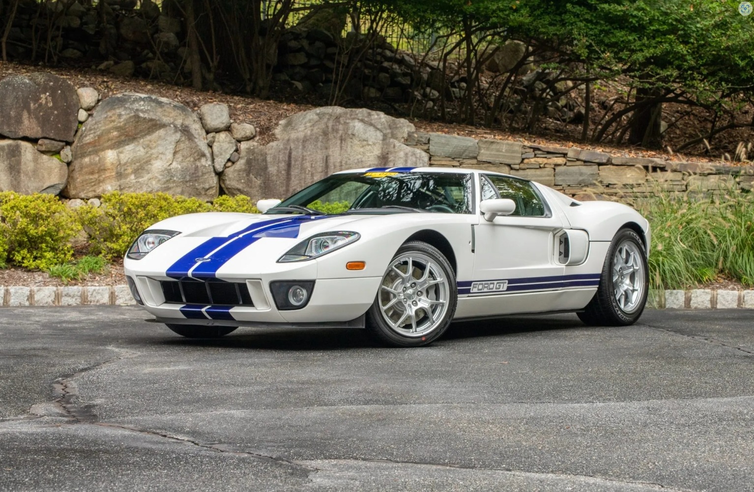 Used 2006 Ford GT for sale Sold at Chicago Motor Cars in West Chicago IL 60185 1