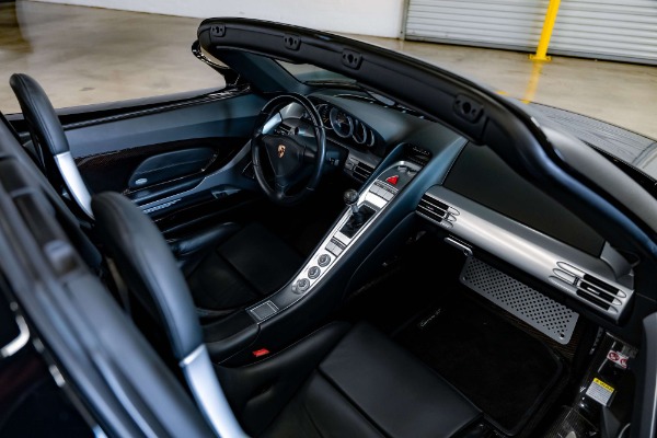 Used 2005 Porsche Carrera GT BlackOnly 6600 Miles Carbon Fiber Serviced Recalls Completed for sale Sold at Chicago Motor Cars in West Chicago IL 60185 4