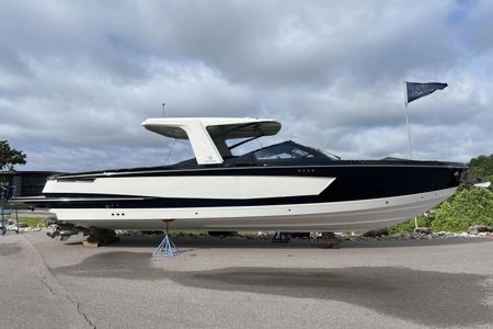 Used 2023 Aviara AV 32 Bowrider for sale Sold at Chicago Motor Cars in West Chicago IL 60185 1