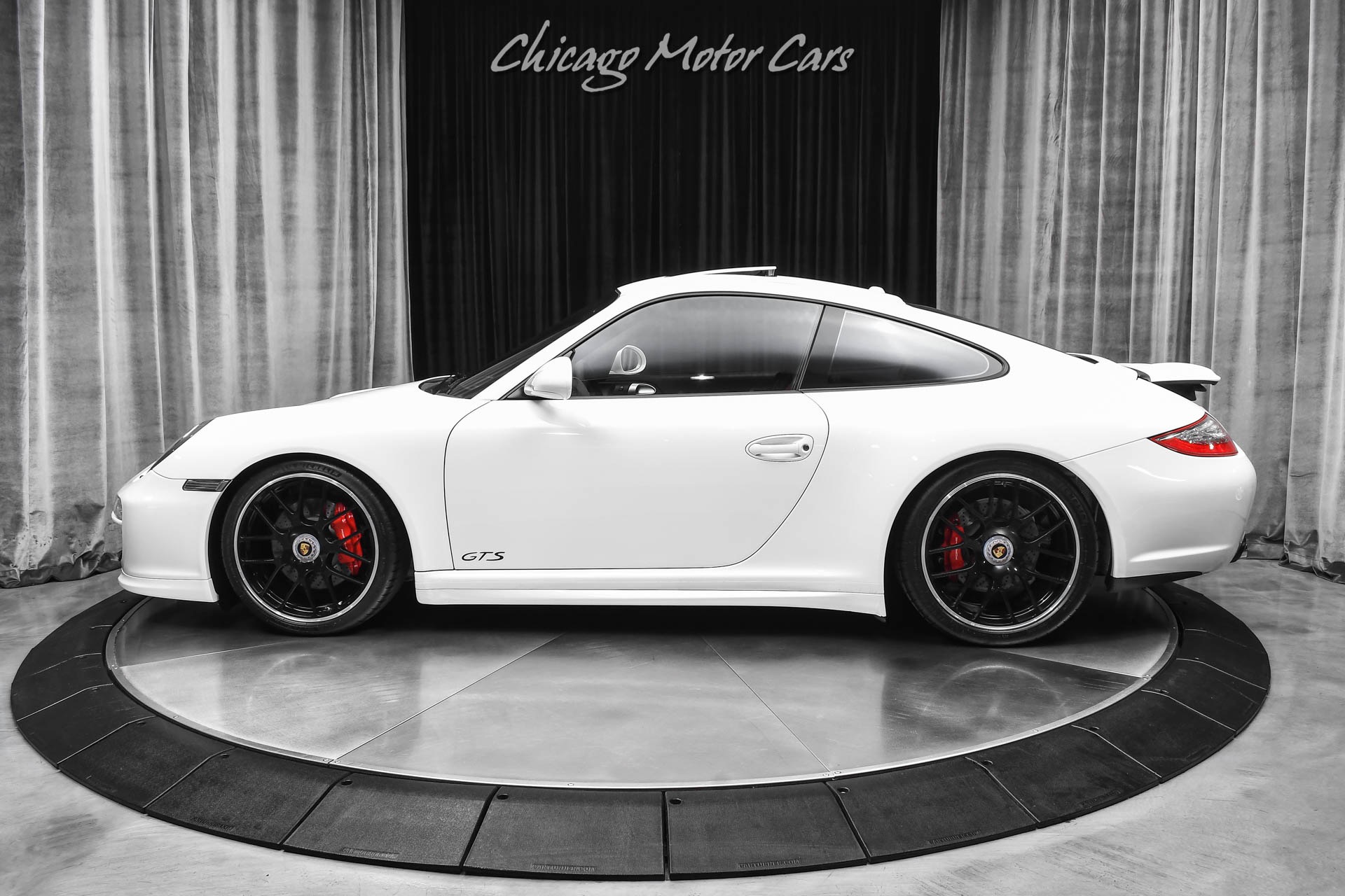 2011 PORSCHE 911 - Image 32