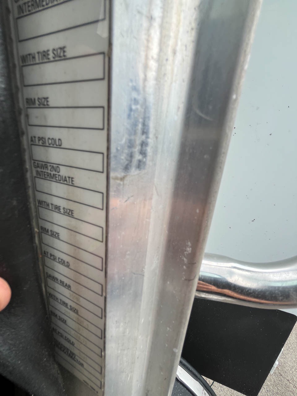 2013 PETERBILT 337 - Image 25