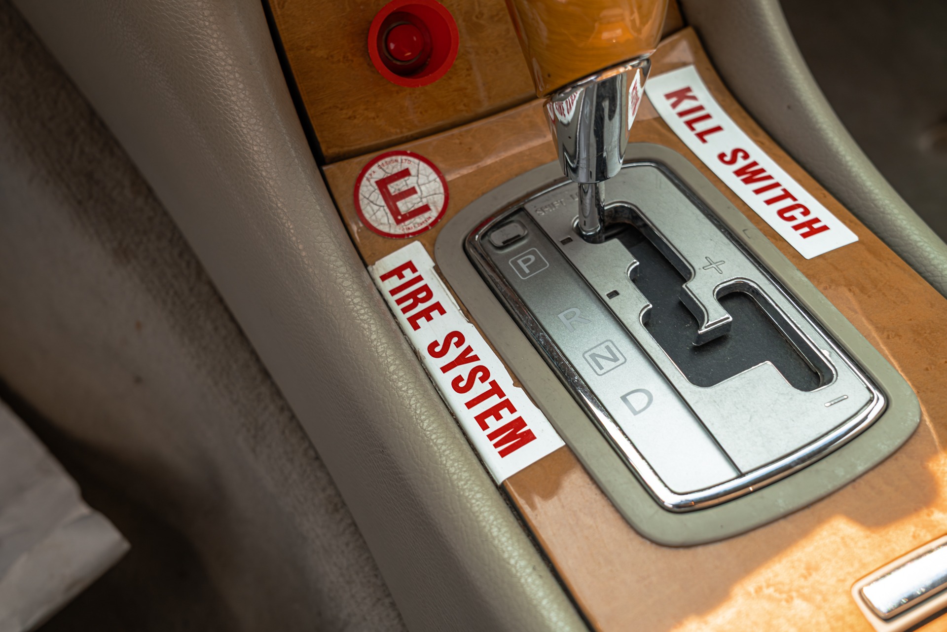 2002 INFINITI Q45 - Image 24