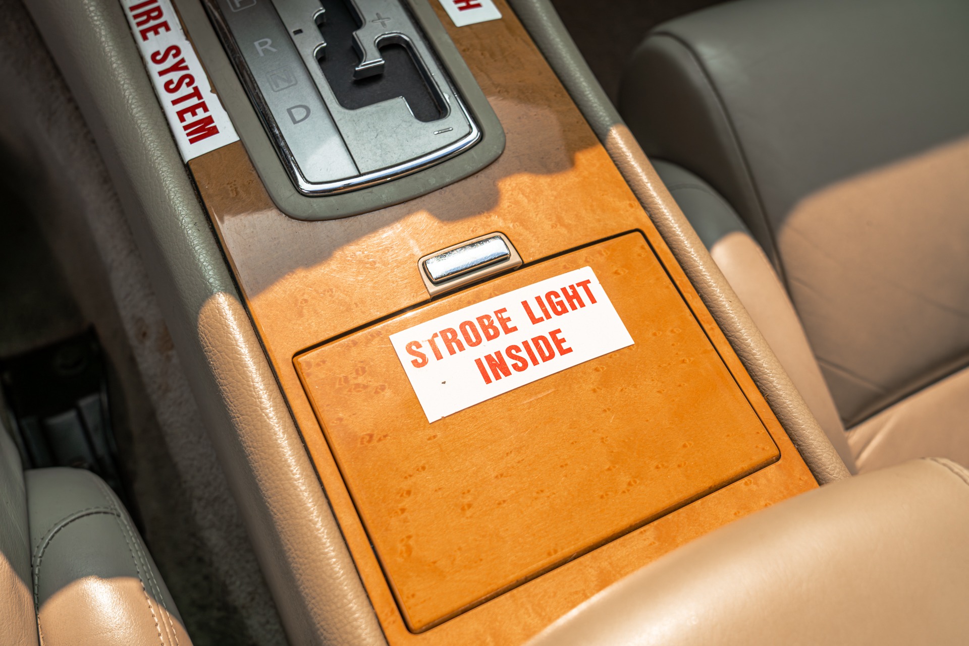 2002 INFINITI Q45 - Image 25