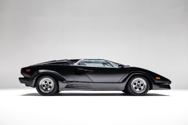 Used 1989 Lamborghini Countach 25th Anniversary Edition 1/657 Made RARE Color Combo Collector Quality for sale $885,800 at Chicago Motor Cars in West Chicago IL 60185 3