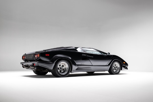 Used 1989 Lamborghini Countach 25th Anniversary Edition 1/657 Made RARE Color Combo Collector Quality for sale $885,800 at Chicago Motor Cars in West Chicago IL 60185 6