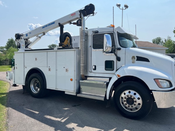 Used 2016 Kenworth T270 Mechanics Truck for sale Sold at Chicago Motor Cars in West Chicago IL 60185 3