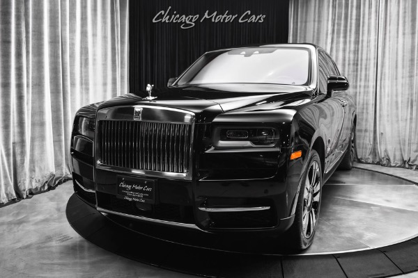 Used 2022 Rolls-Royce Cullinan SUV Only 6,300 Miles! $402K MSRP! Rear Theatre! Starlight Headliner! for sale Sold at Chicago Motor Cars in West Chicago IL 60185 2