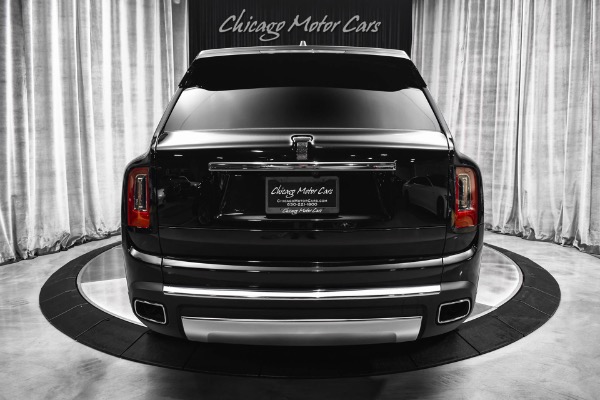 Used 2022 Rolls-Royce Cullinan SUV Only 6,300 Miles! $402K MSRP! Rear Theatre! Starlight Headliner! for sale Sold at Chicago Motor Cars in West Chicago IL 60185 4