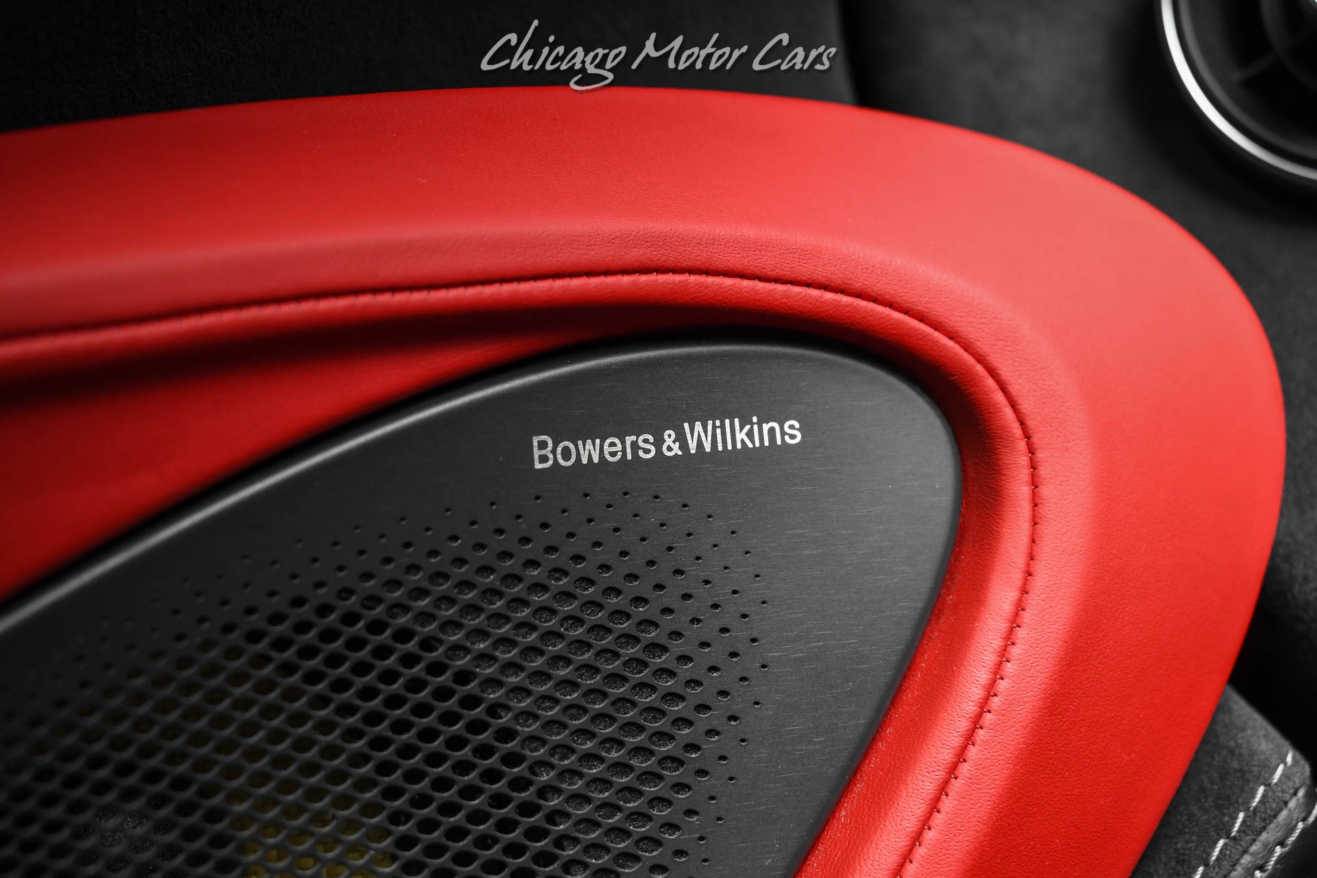 2017 MCLAREN 570S - Image 26