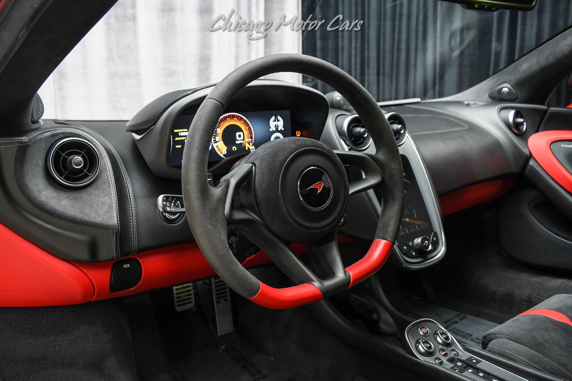 2017 MCLAREN 570S - Image 8