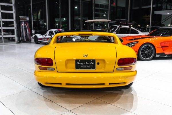 Used 1995 Dodge Viper RT/10 Collector Miles and Condition! ONLY 1300 Miles! V10 + 6-Speed Manual! for sale Sold at Chicago Motor Cars in West Chicago IL 60185 3