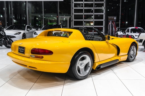 Used 1995 Dodge Viper RT/10 Collector Miles and Condition! ONLY 1300 Miles! V10 + 6-Speed Manual! for sale Sold at Chicago Motor Cars in West Chicago IL 60185 4