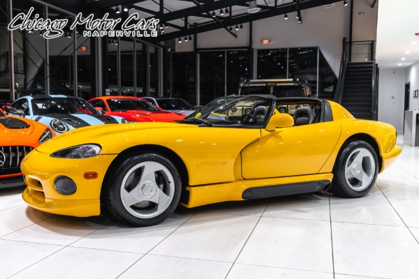 Used 1995 Dodge Viper RT/10 Collector Miles and Condition! ONLY 1300 Miles! V10 + 6-Speed Manual! for sale Sold at Chicago Motor Cars in West Chicago IL 60185 1
