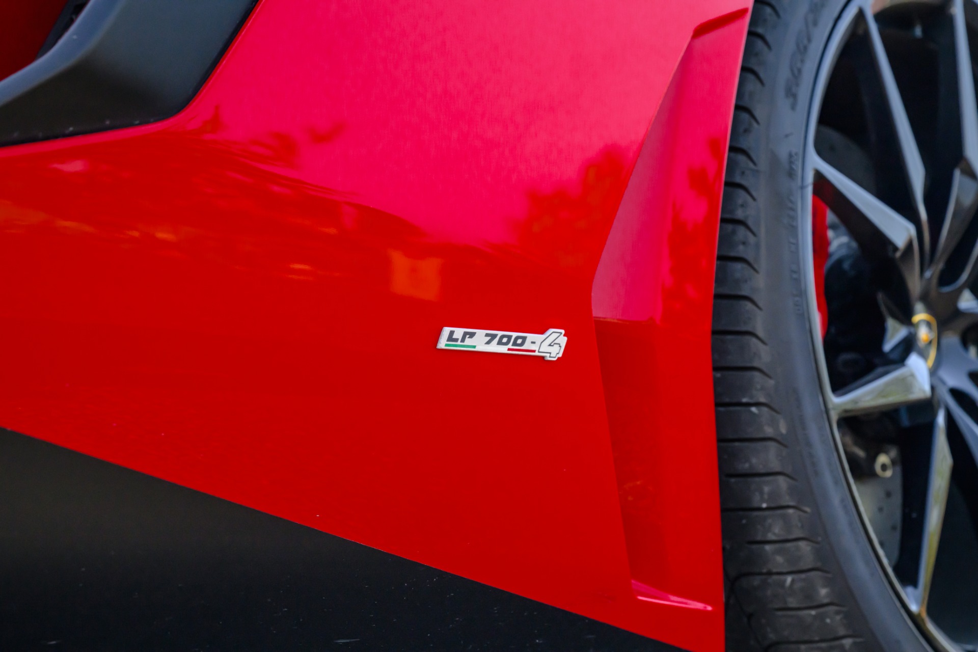 2013 LAMBORGHINI AVENTADOR - Image 54