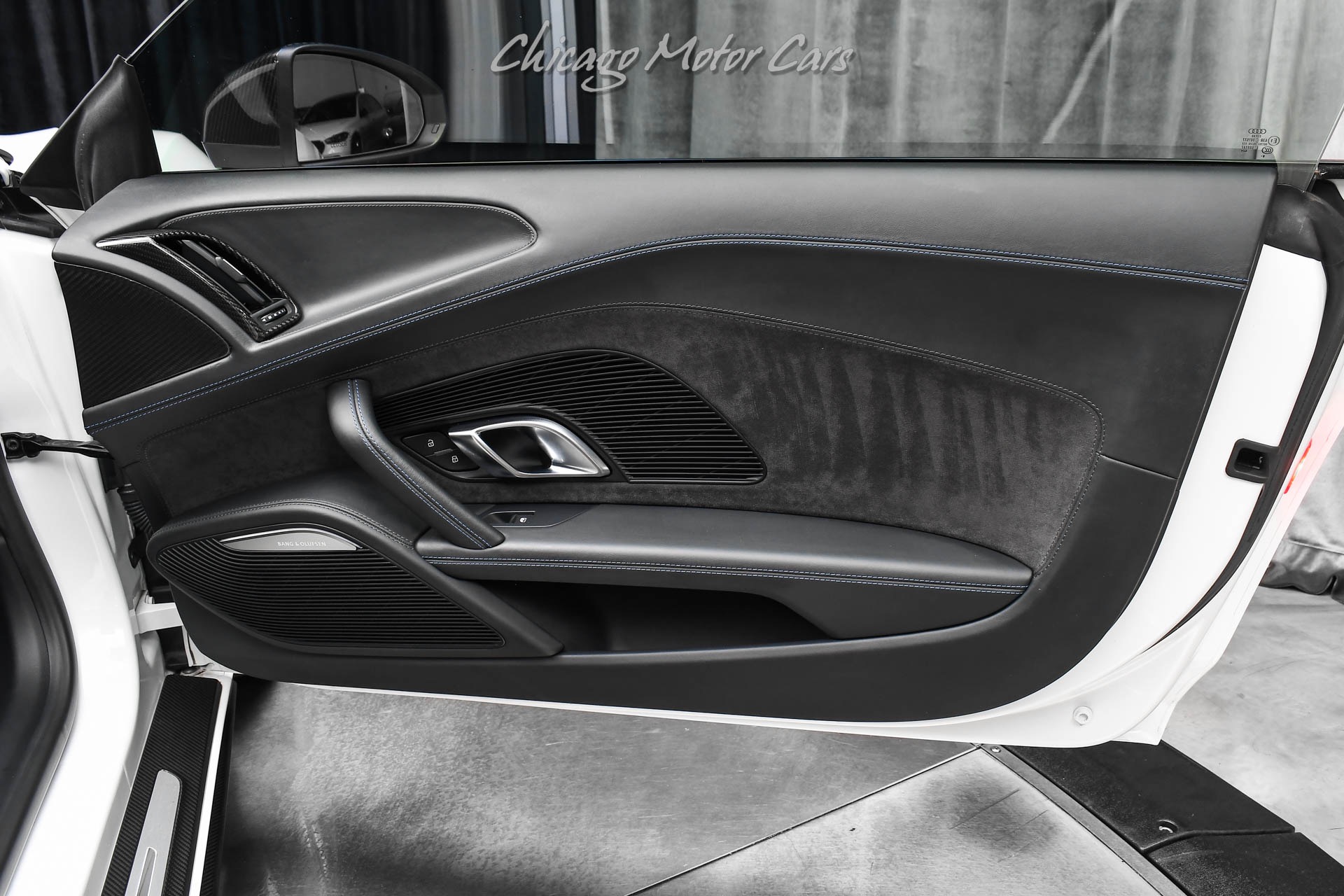 2021 AUDI R8 - Image 29